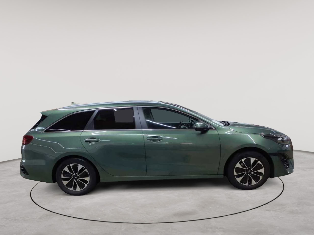 Kia Ceed SW 1.6 GDI DCT OPF Plug-in-Hybrid Platinum 3
