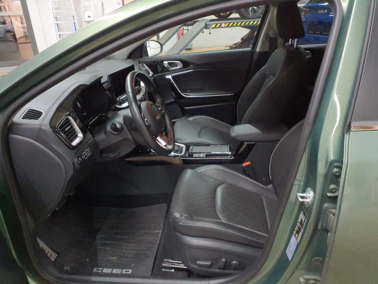Kia Ceed SW 1.6 GDI DCT OPF Plug-in-Hybrid Platinum 7