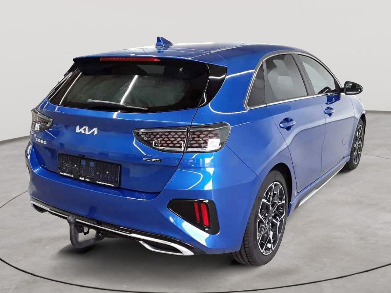 Kia Ceed 1.6 CRDi (48V Mild-Hybrid) DCT7 GT Line 4