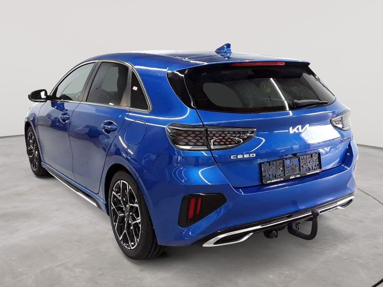 Kia Ceed 1.6 CRDi (48V Mild-Hybrid) DCT7 GT Line 5