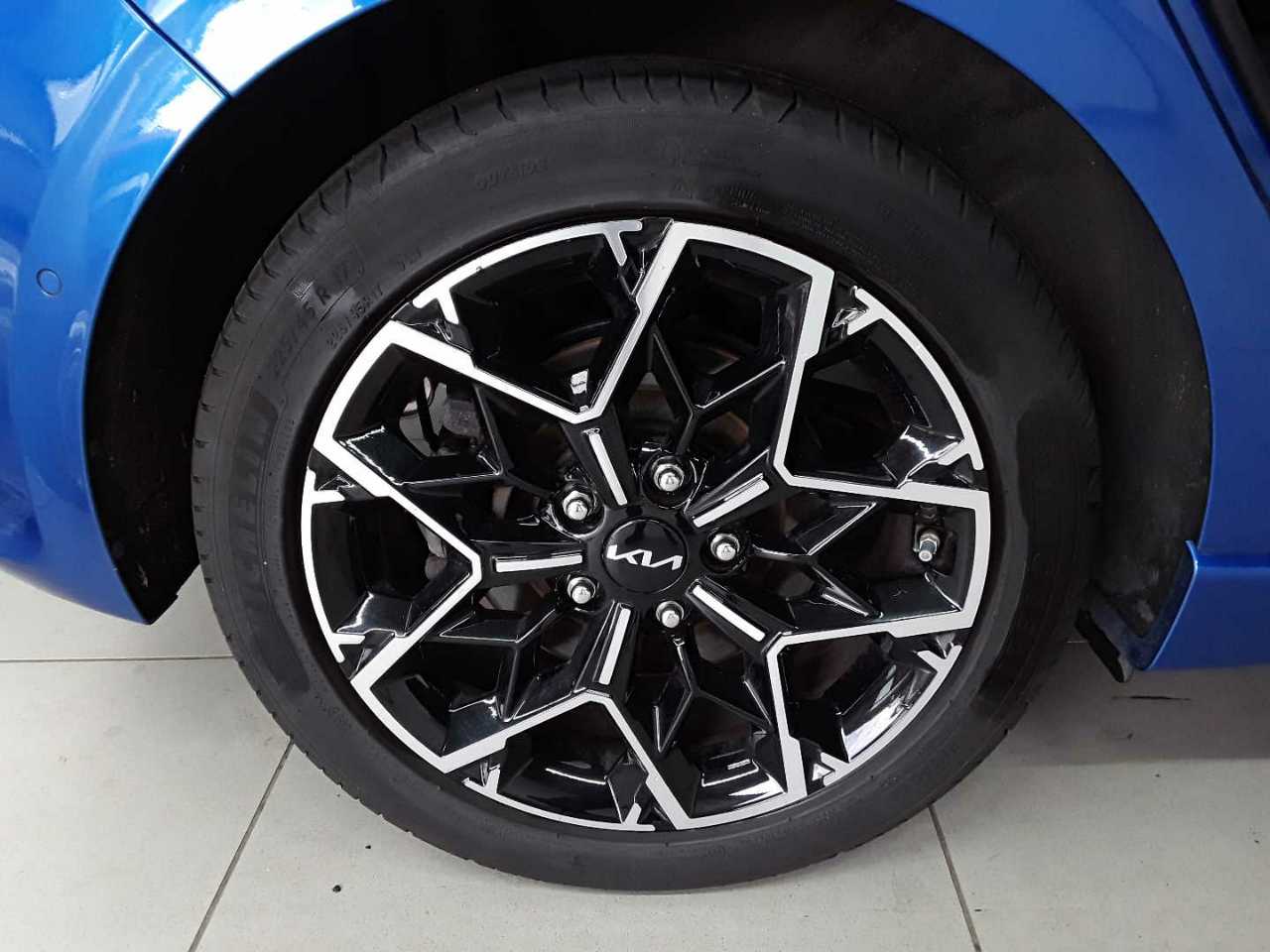 Kia Ceed 1.6 CRDi (48V Mild-Hybrid) DCT7 GT Line 19
