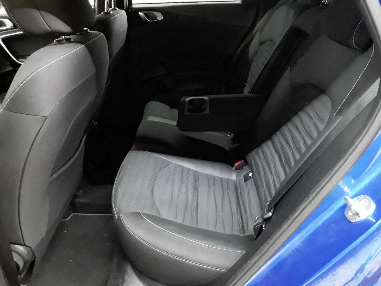 Kia Ceed 1.6 CRDi (48V Mild-Hybrid) DCT7 GT Line 13