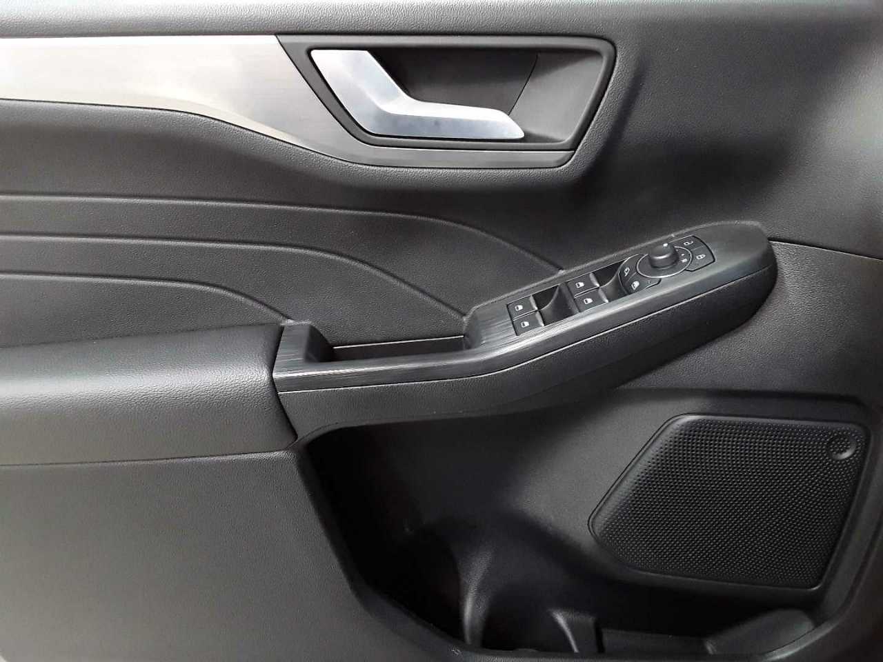 Ford Kuga 2.0 EcoBlue Aut. TITANIUM X 19