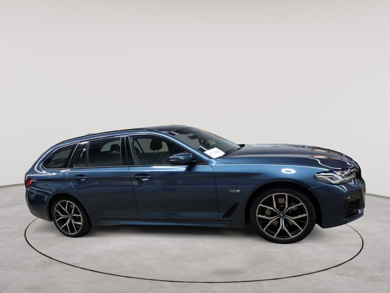 BMW 530e xDrive Touring Aut. 3