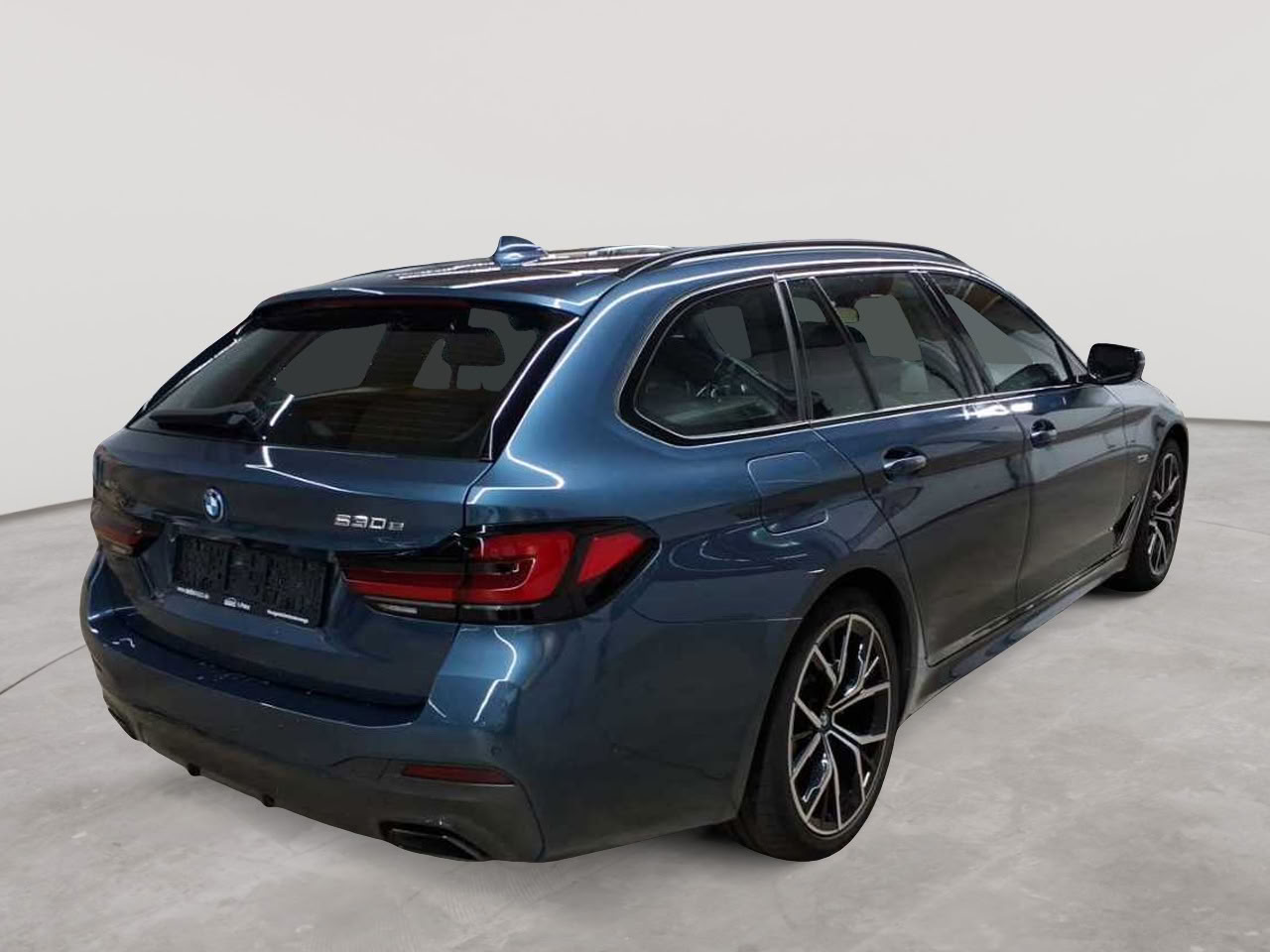 BMW 530e xDrive Touring Aut. 4