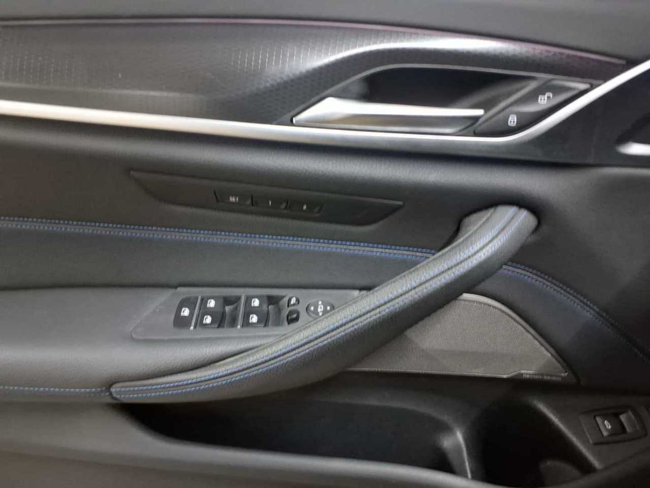 BMW 530e xDrive Touring Aut. 19