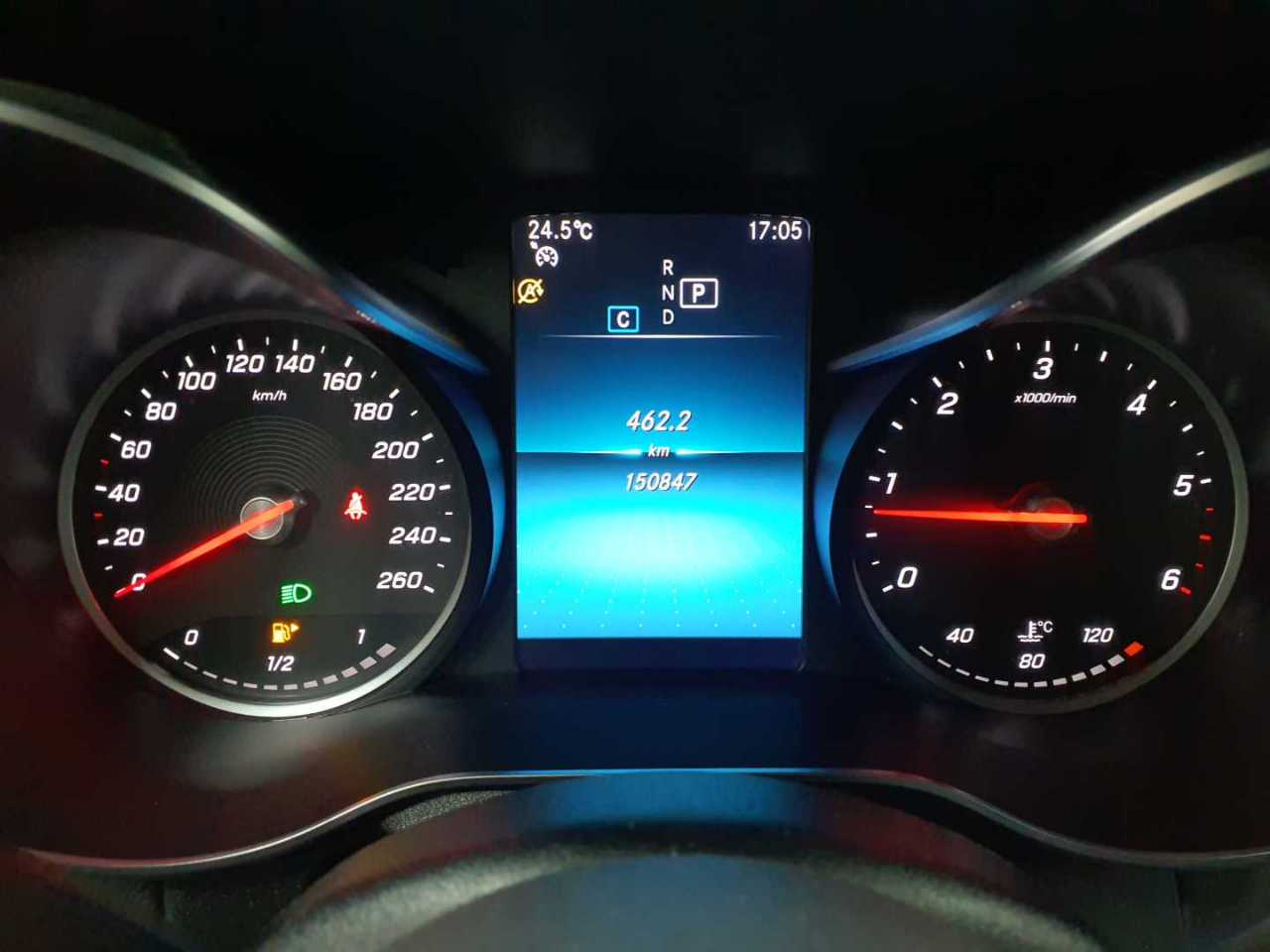 Mercedes-Benz GLC 220 d 4Matic 9G-TRONIC AMG Line 11