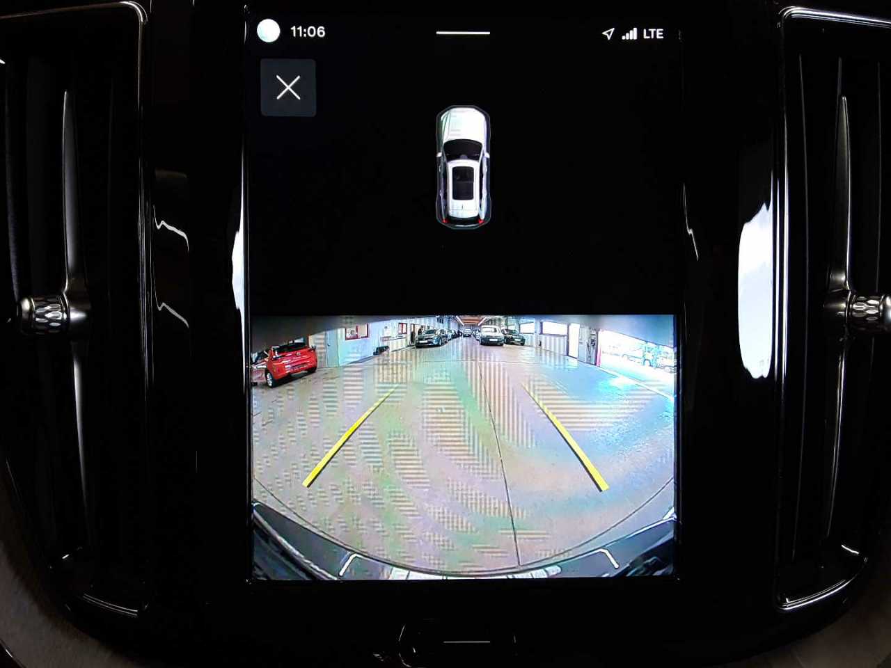 Volvo XC60 T8 AWD Recharge Ultimate Dark 16