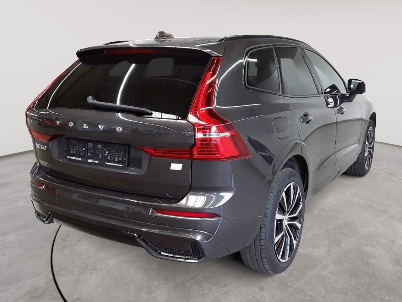 Volvo XC60 T8 AWD Recharge Ultimate Dark 4