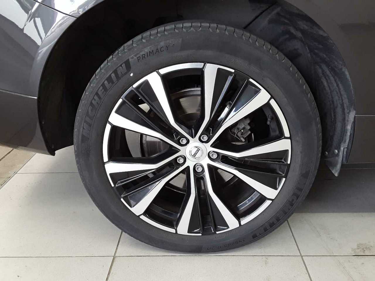 Volvo XC60 T8 AWD Recharge Ultimate Dark 20