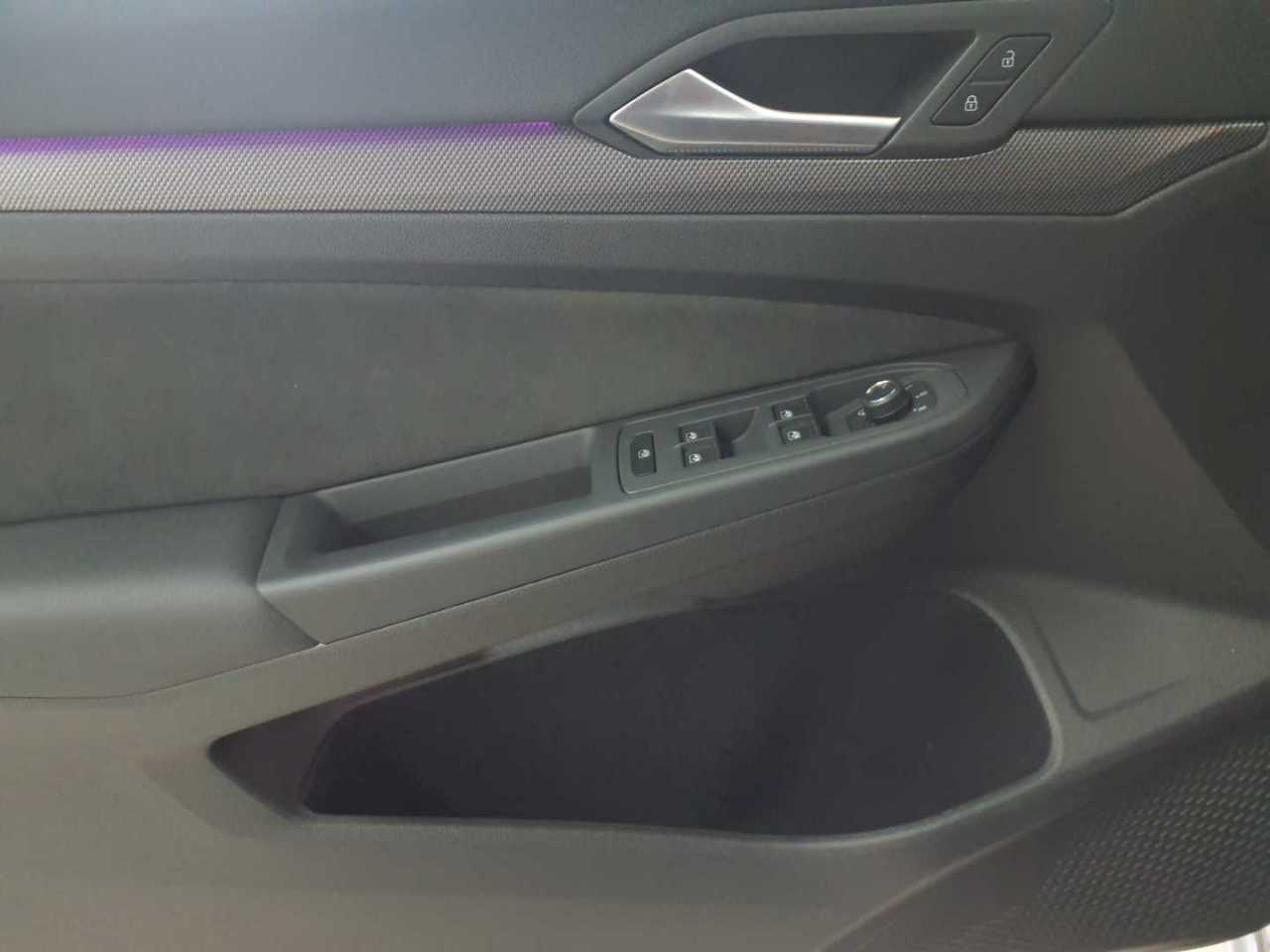 Vw Golf 1.5 TSI OPF R-Line 18