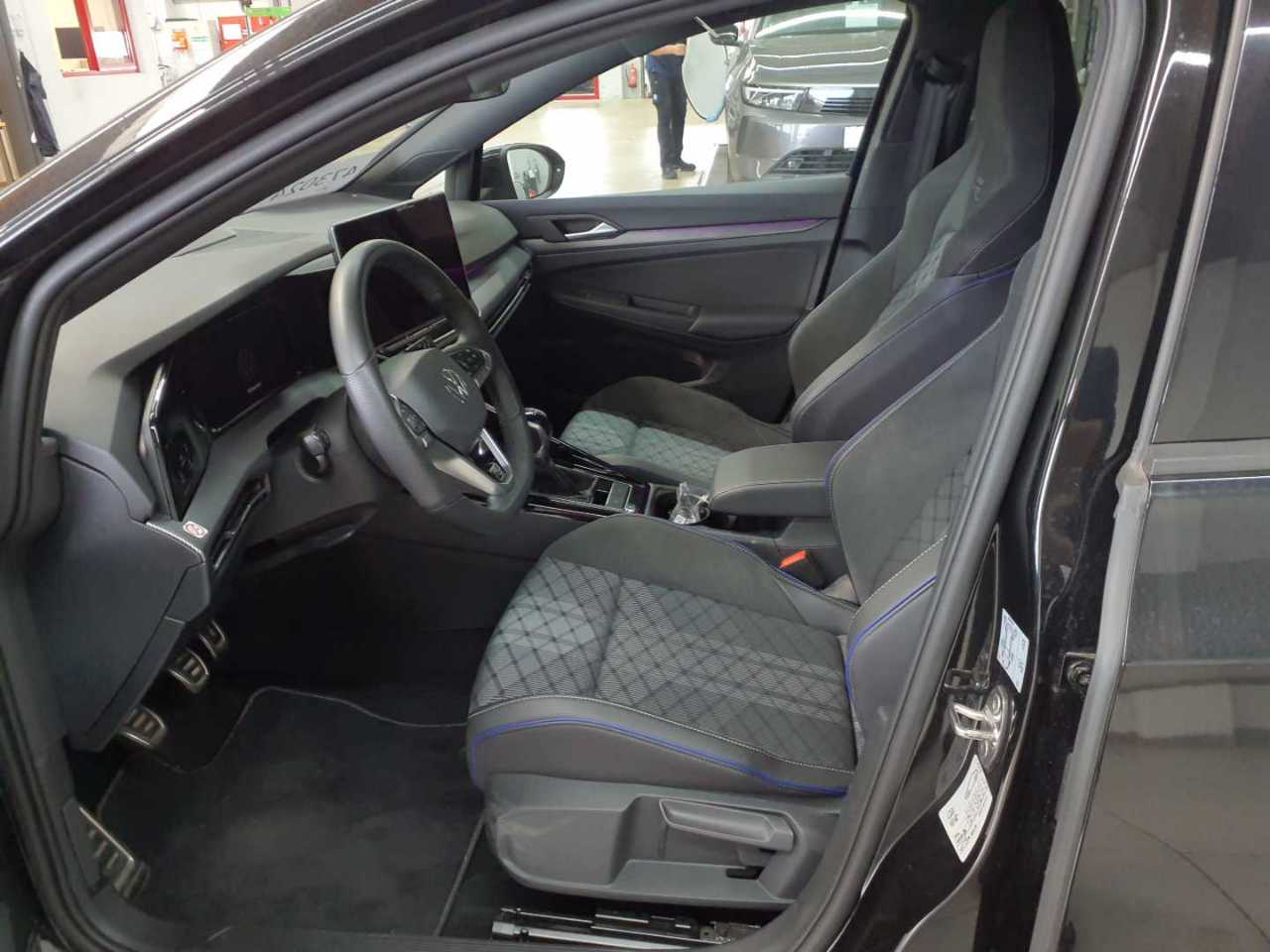 Vw Golf 1.5 TSI OPF R-Line 7