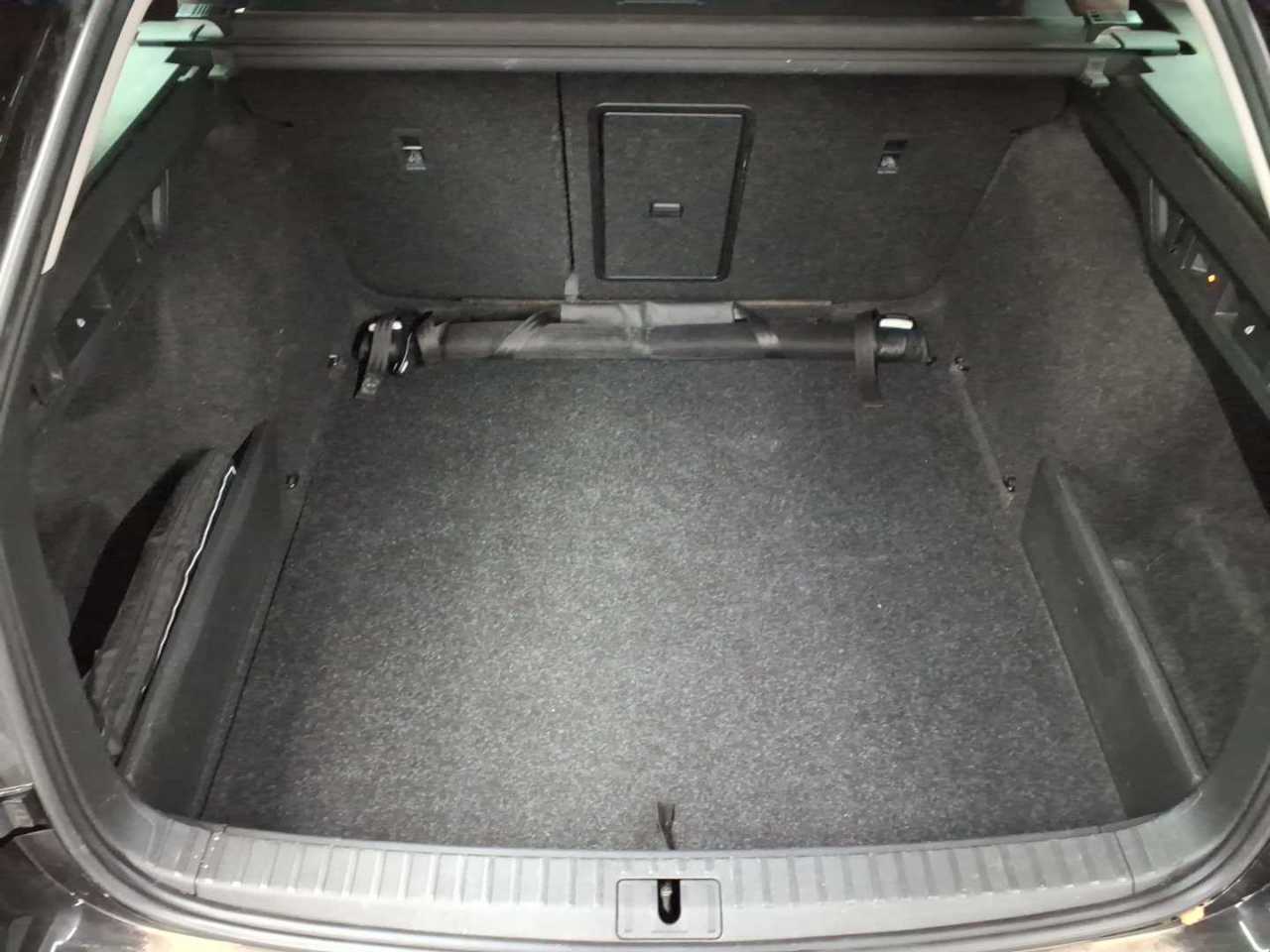 Skoda Octavia Combi 2.0 TDI DSG 4x4 Clever 16