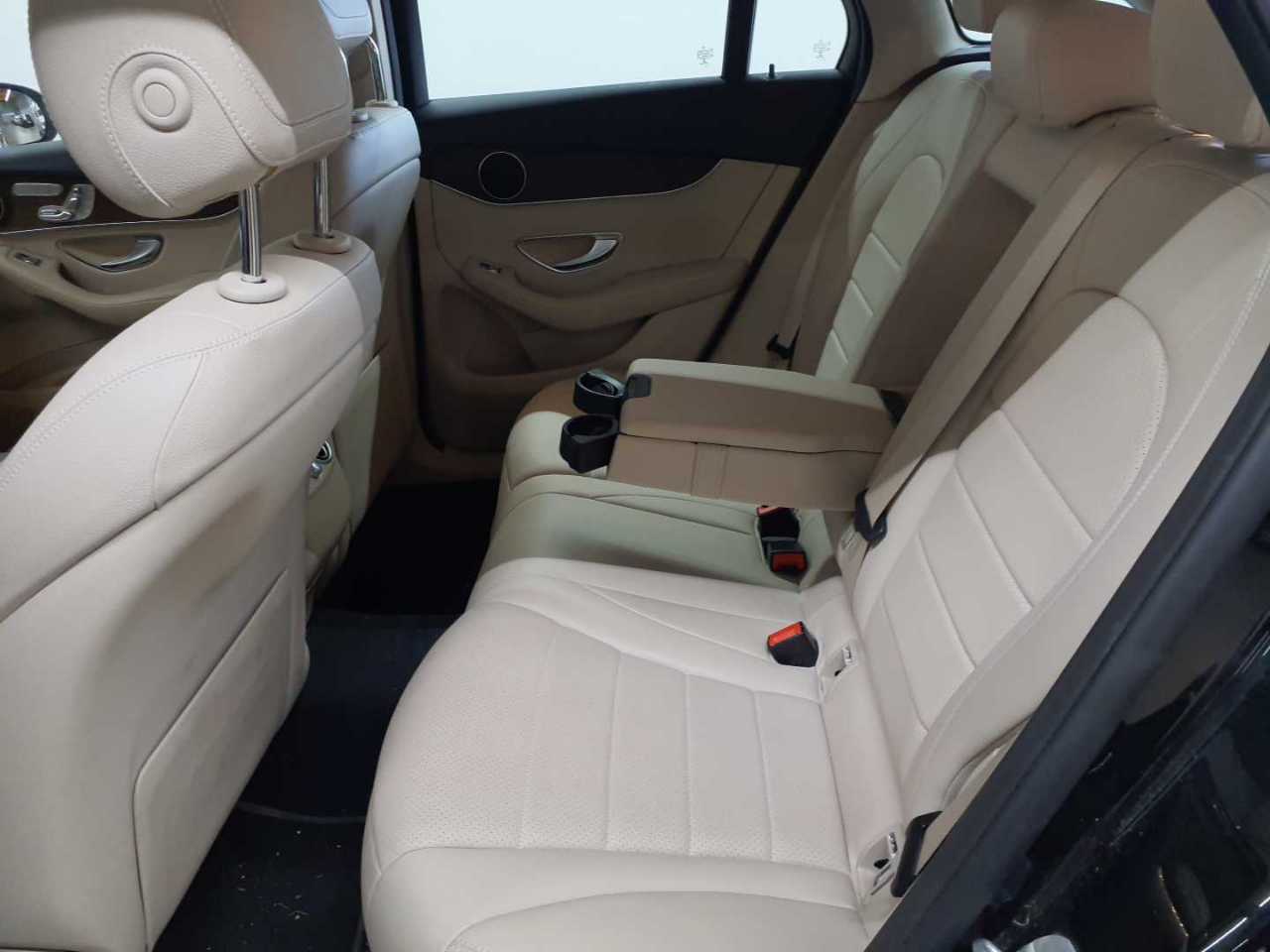 Mercedes-Benz GLC 300 de 4Matic 9G-TRONIC 14