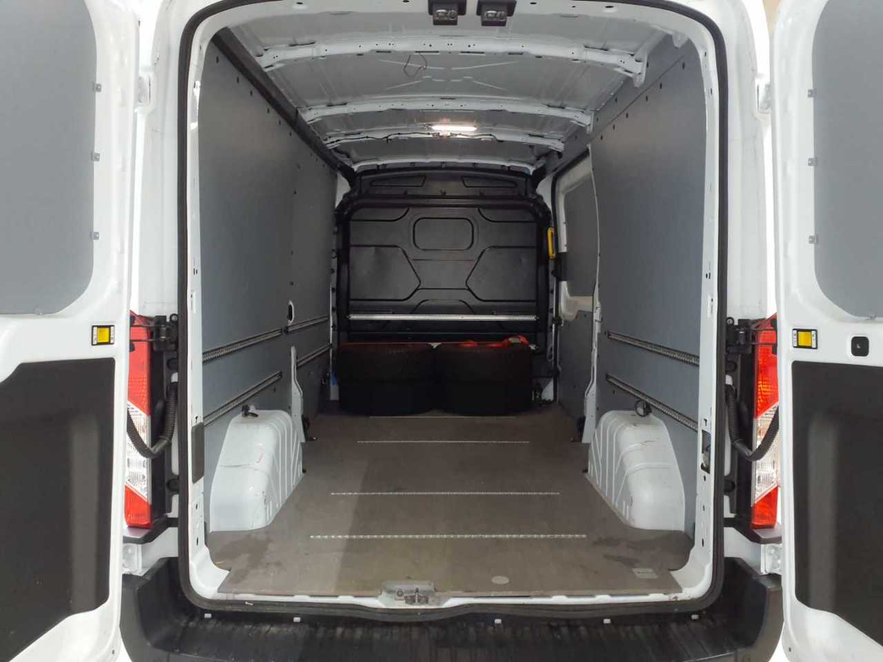 Ford Transit 350 L3H2 Lkw VA Autm. Trend 15