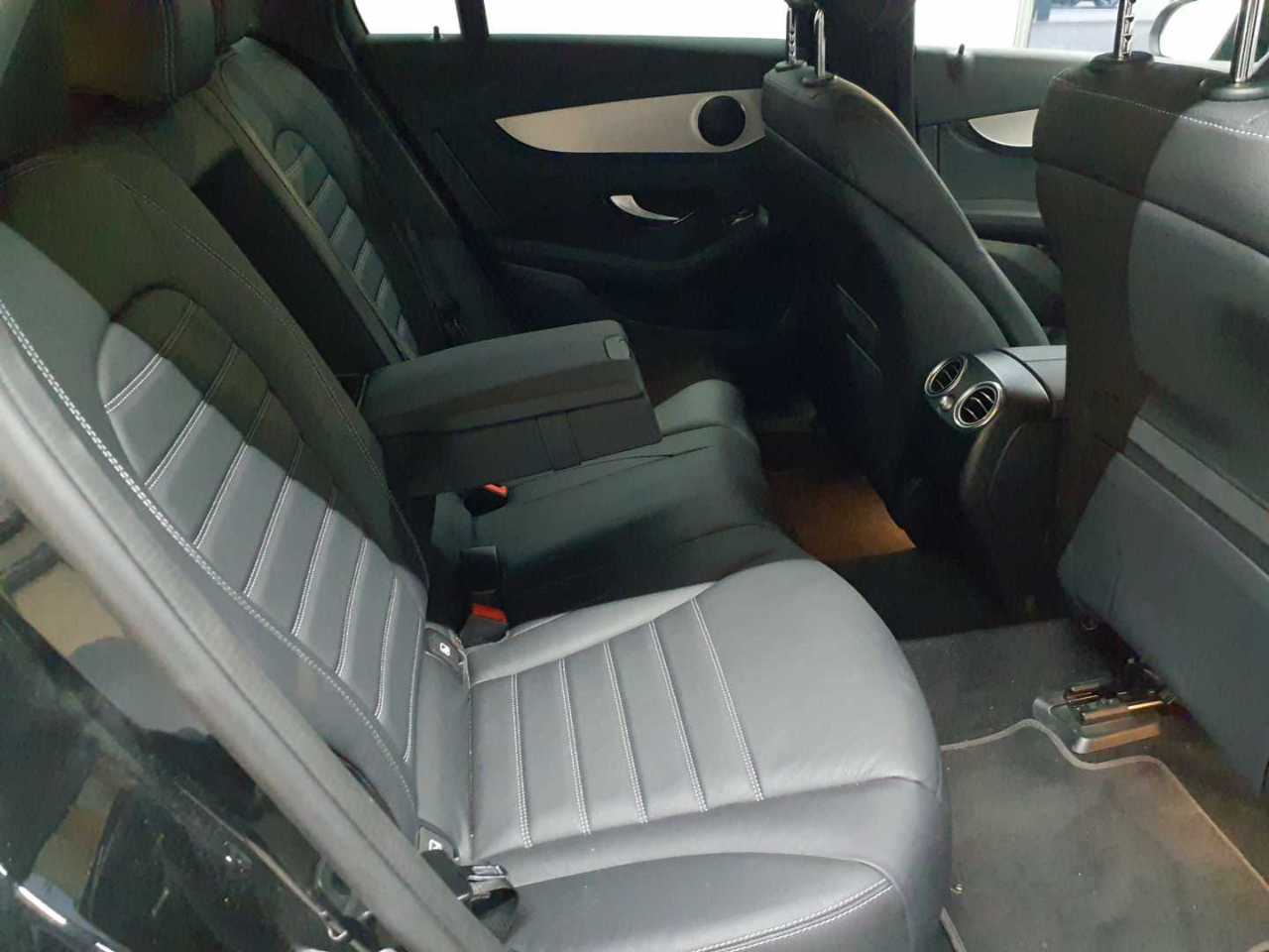 Mercedes-Benz GLC 220 d 4Matic 9G-TRONIC Exclusive 14