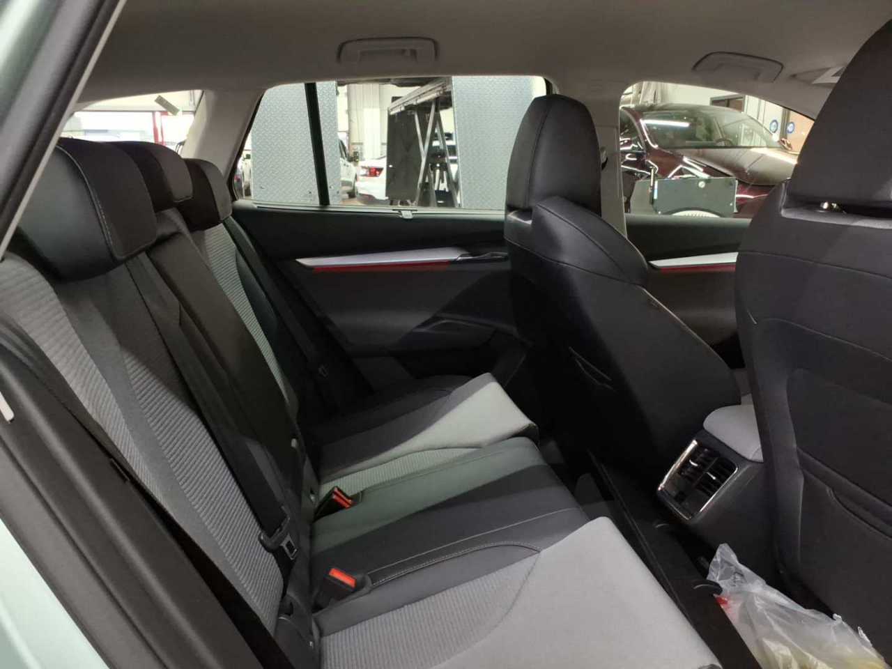 Skoda Enyaq iV 50 14