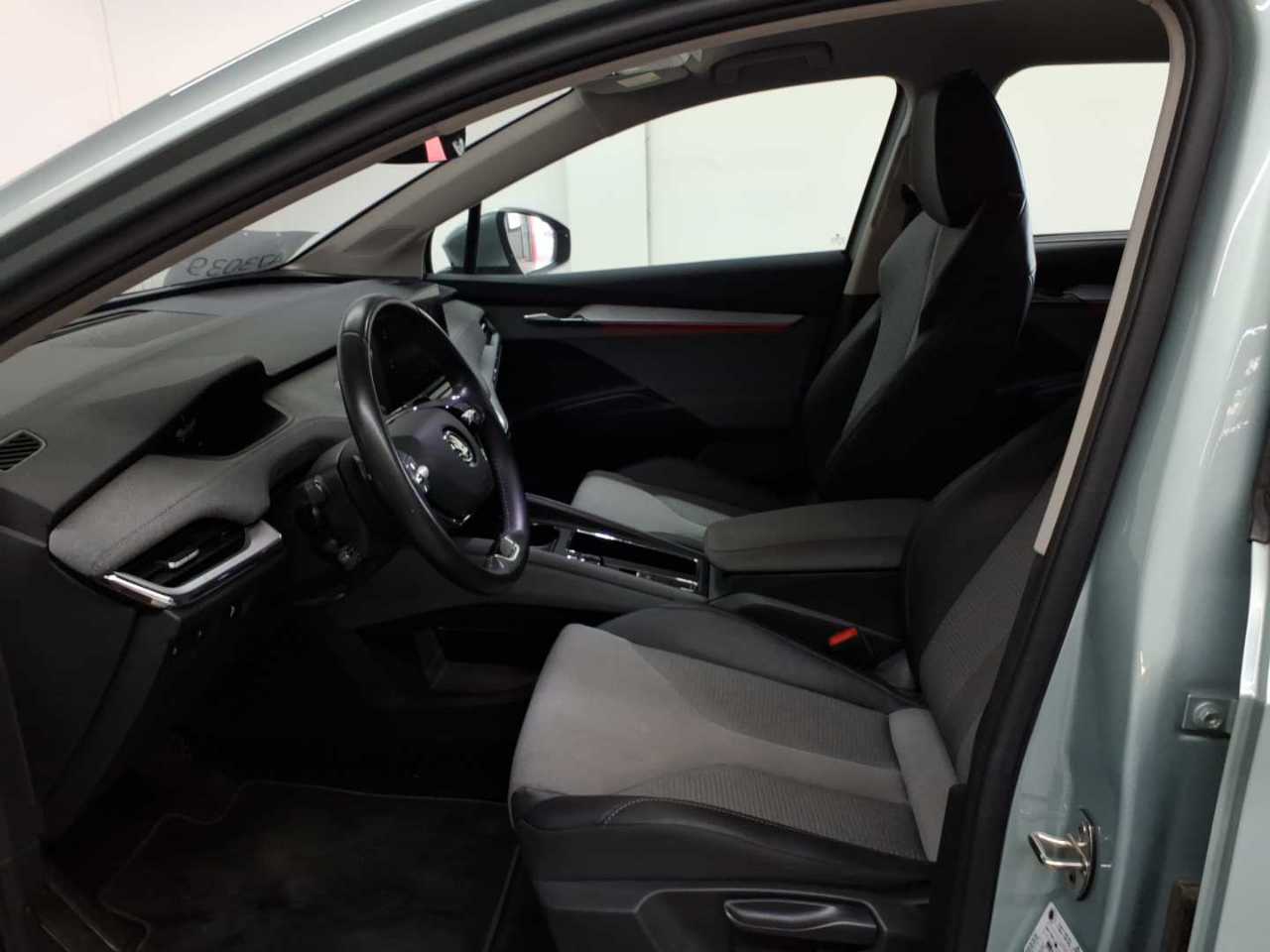 Skoda Enyaq iV 50 7