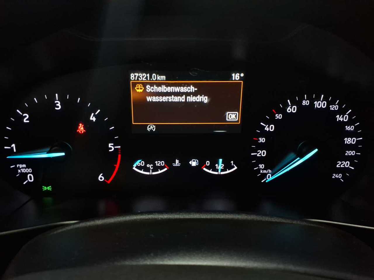 Ford Focus Turnier 1.5 EcoBlue Start-Stopp-System COOL&CONNECT 11