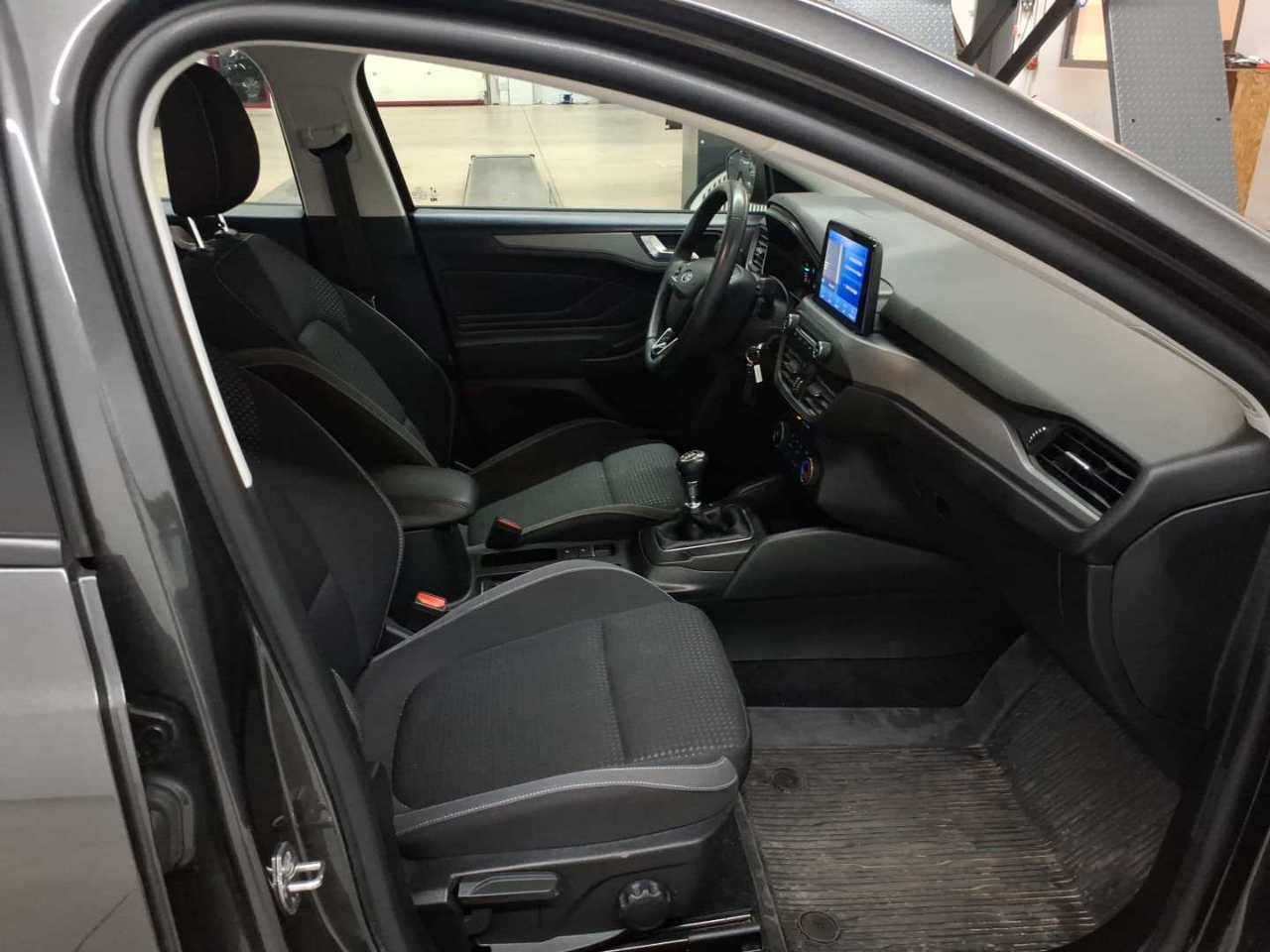 Ford Focus Turnier 1.5 EcoBlue Start-Stopp-System COOL&CONNECT 8