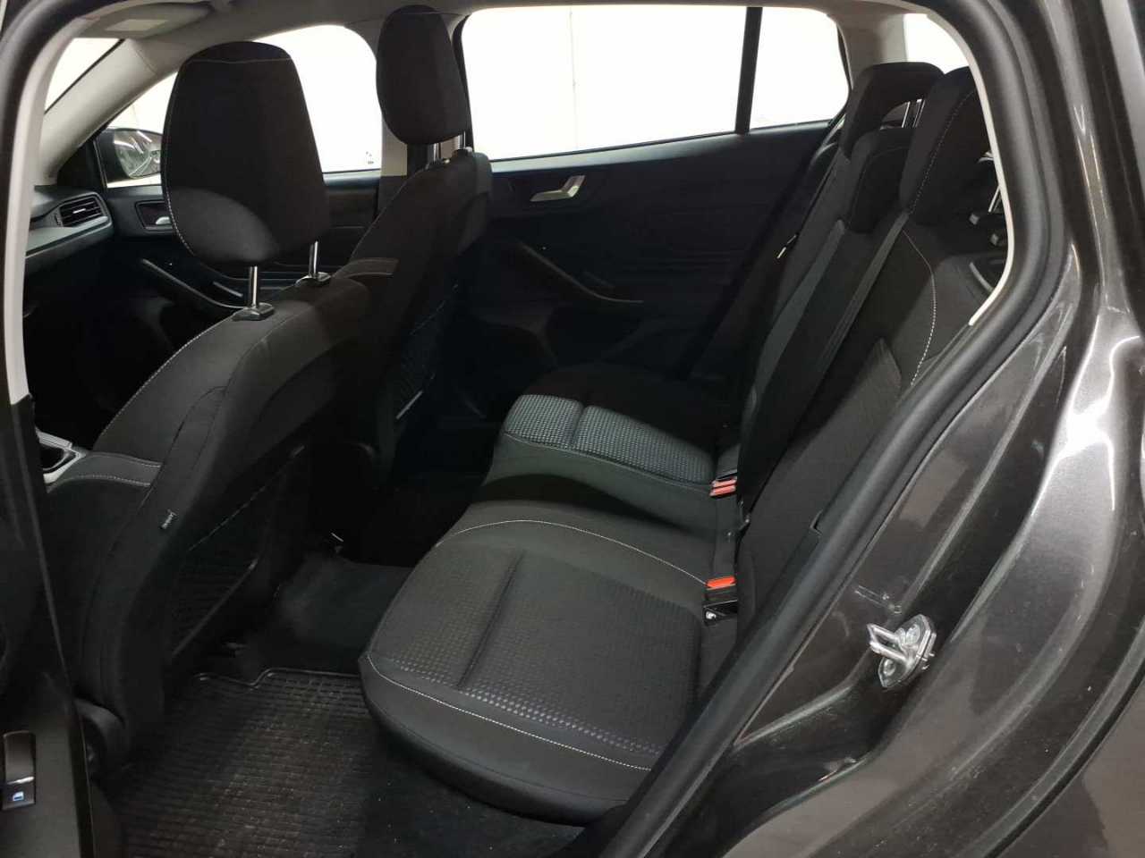 Ford Focus Turnier 1.5 EcoBlue Start-Stopp-System COOL&CONNECT 13