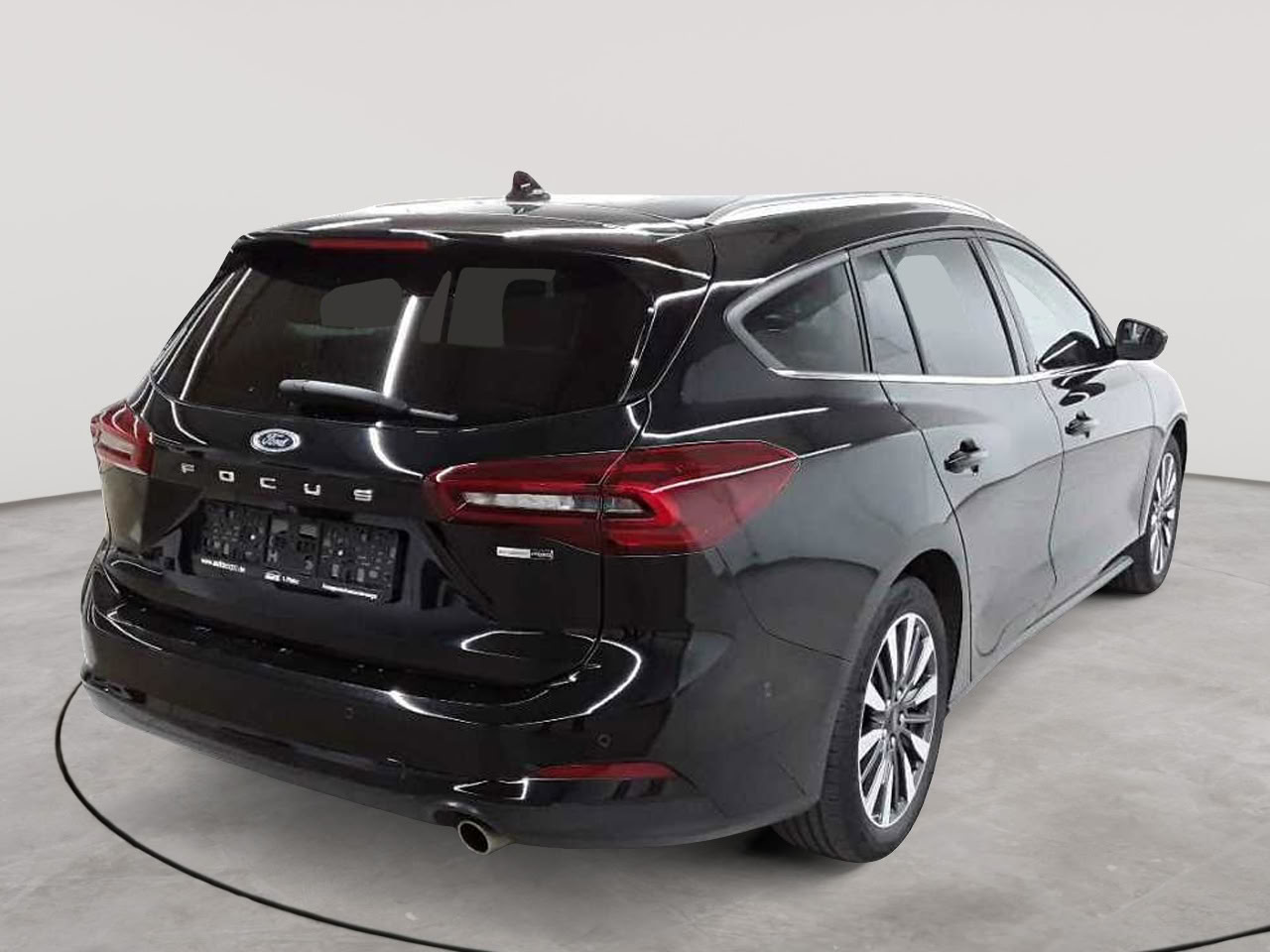 Ford Focus Turnier 1.0 EcoBoost Hybrid Aut. TITANIUM X 4