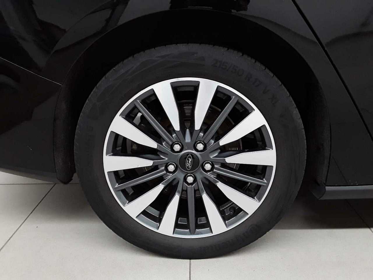 Ford Focus Turnier 1.0 EcoBoost Hybrid Aut. TITANIUM X 19