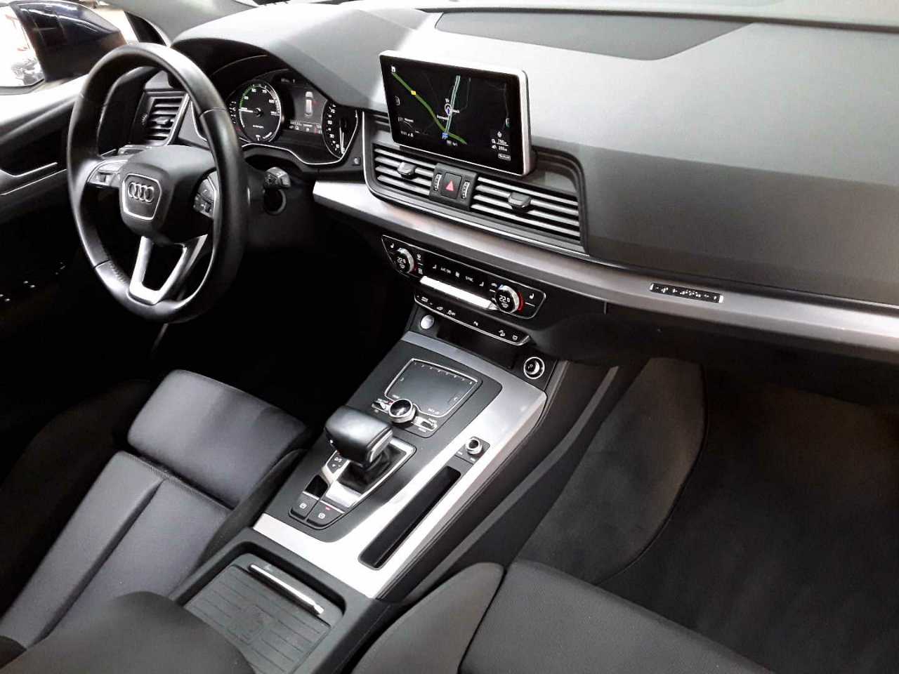 Audi Q5 50 TFSI e quattro S tronic sport 9