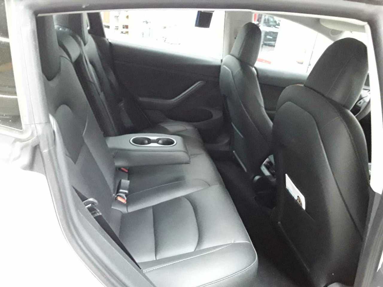 Tesla Model 3 RWD Hinterradantrieb 14