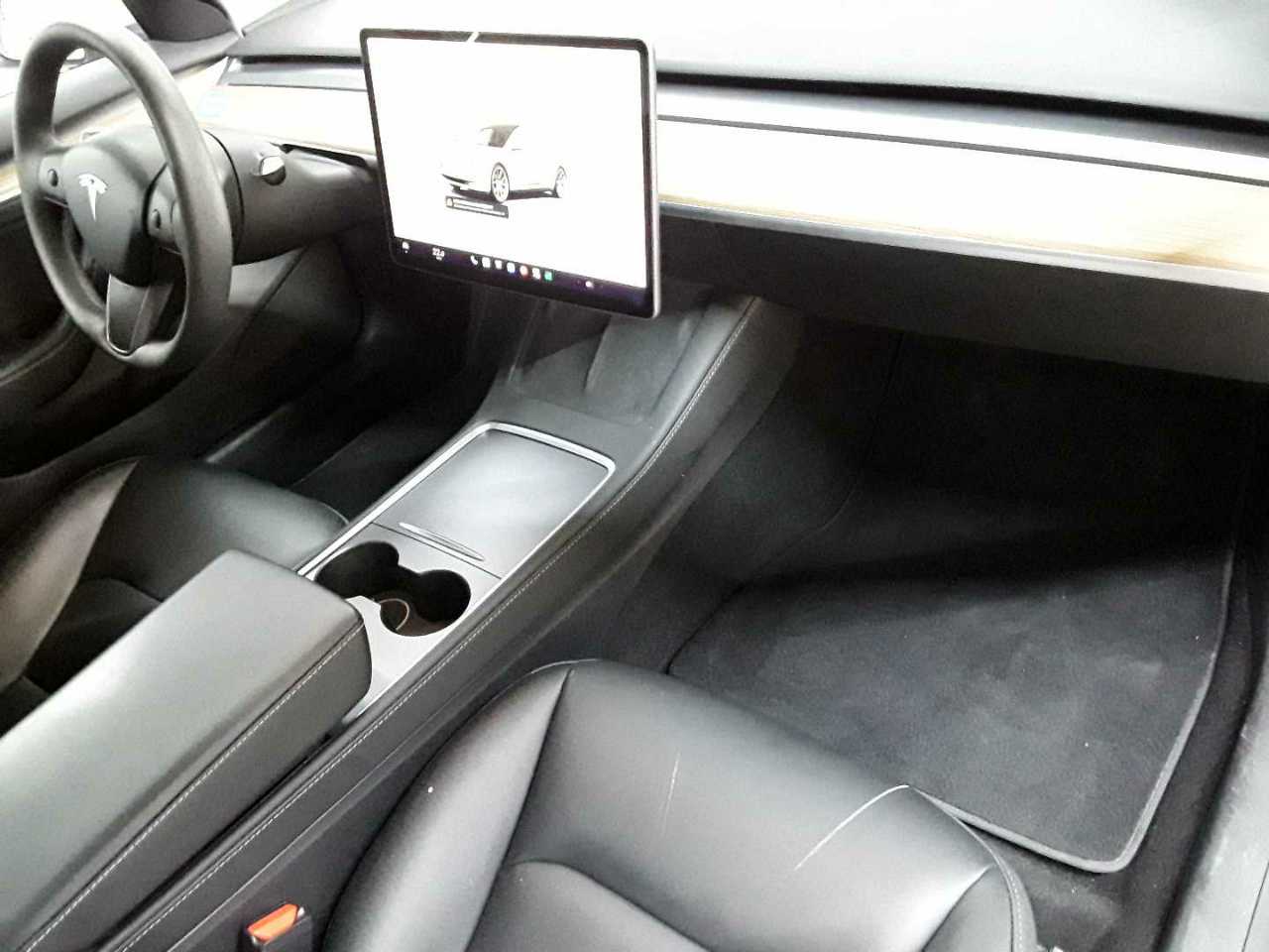 Tesla Model 3 RWD Hinterradantrieb 9