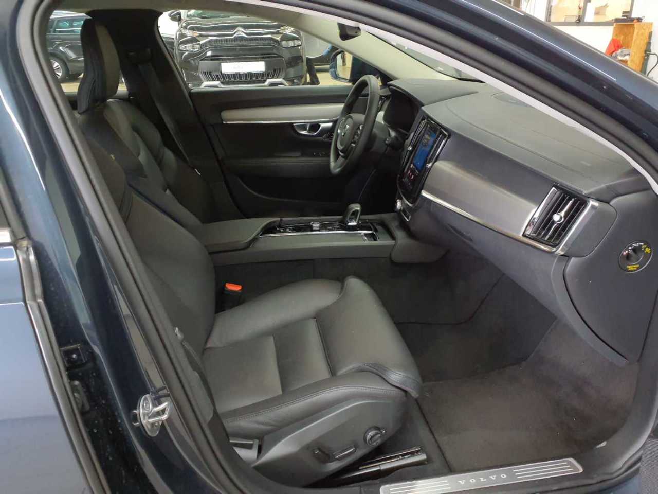 Volvo V90 B4 B Plus Bright 8