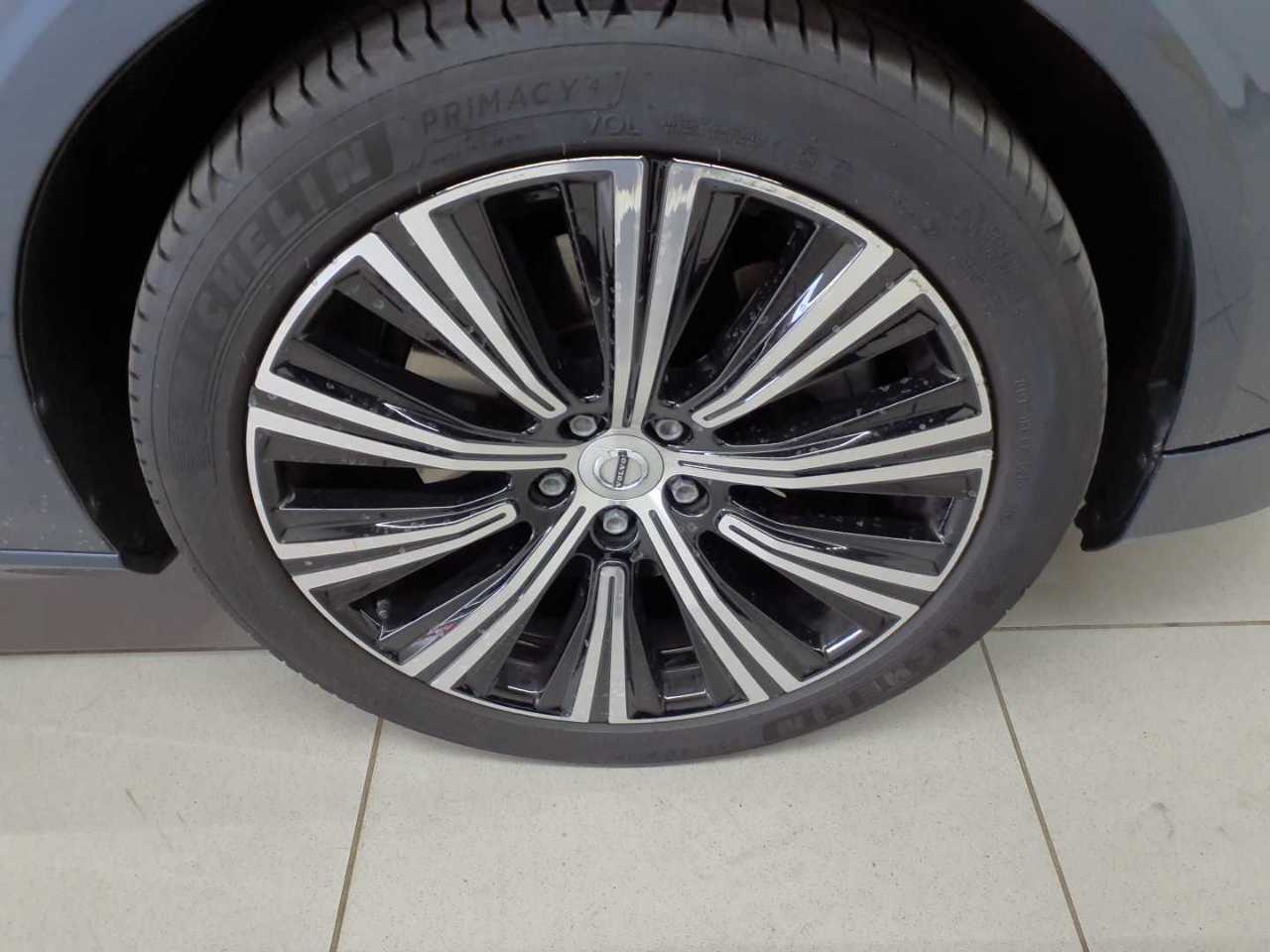 Volvo V90 B4 B Plus Bright 17