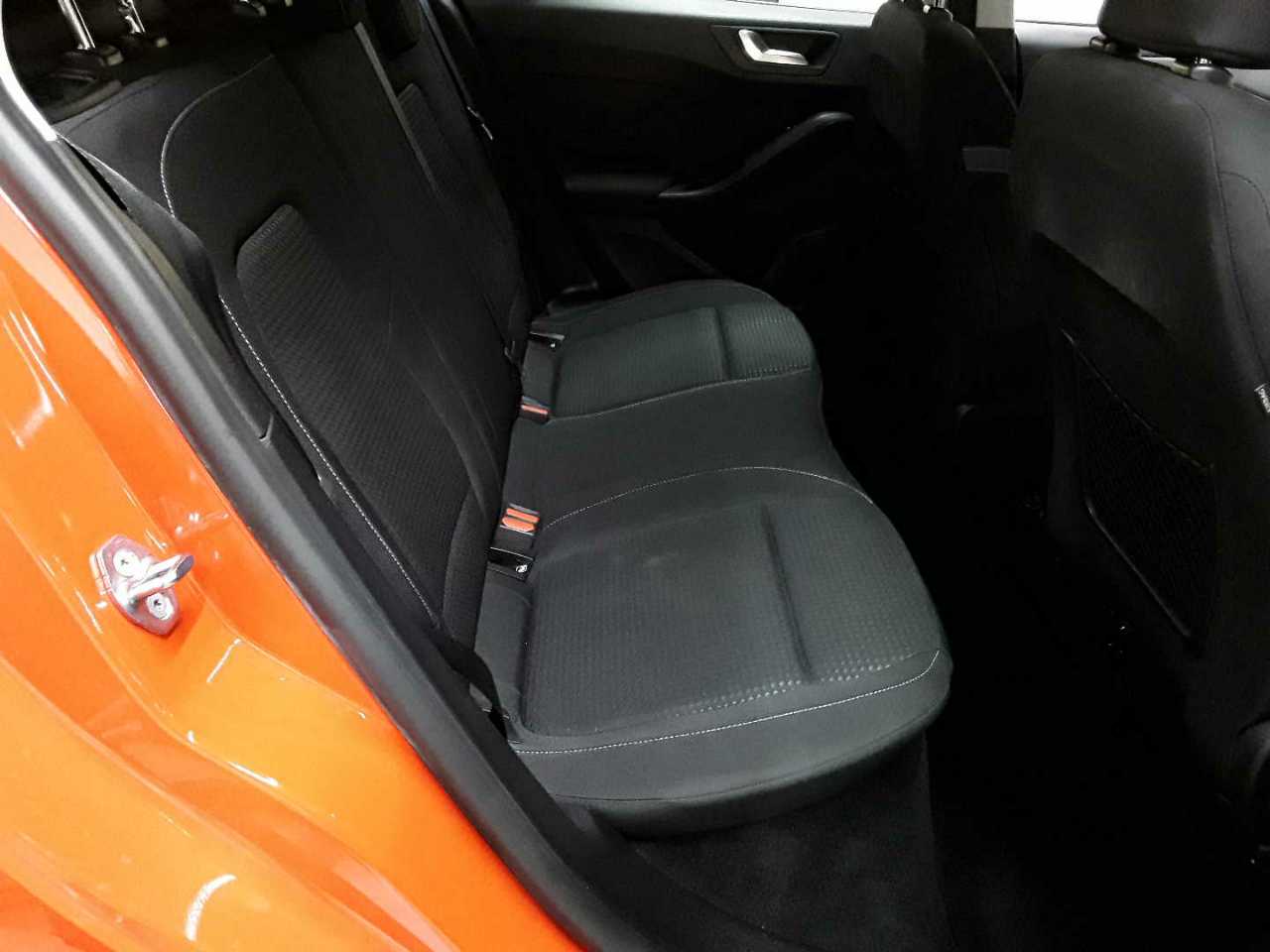 Ford Focus Turnier 1.5 EcoBlue Start-Stopp-System COOL&CONNECT 14
