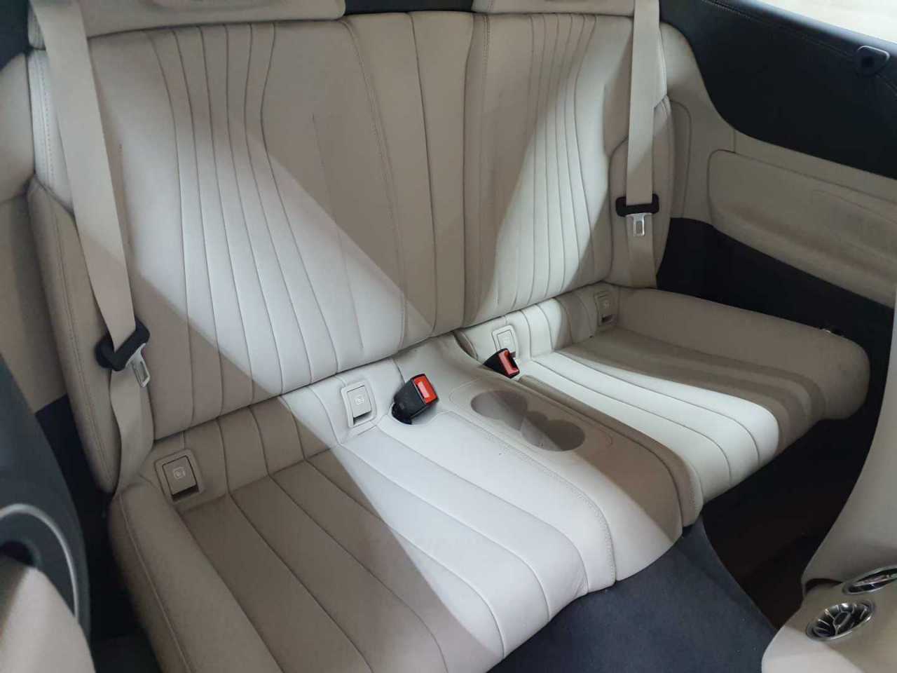 Mercedes-Benz E 220 d Cabrio 9G-TRONIC AMG Line 13