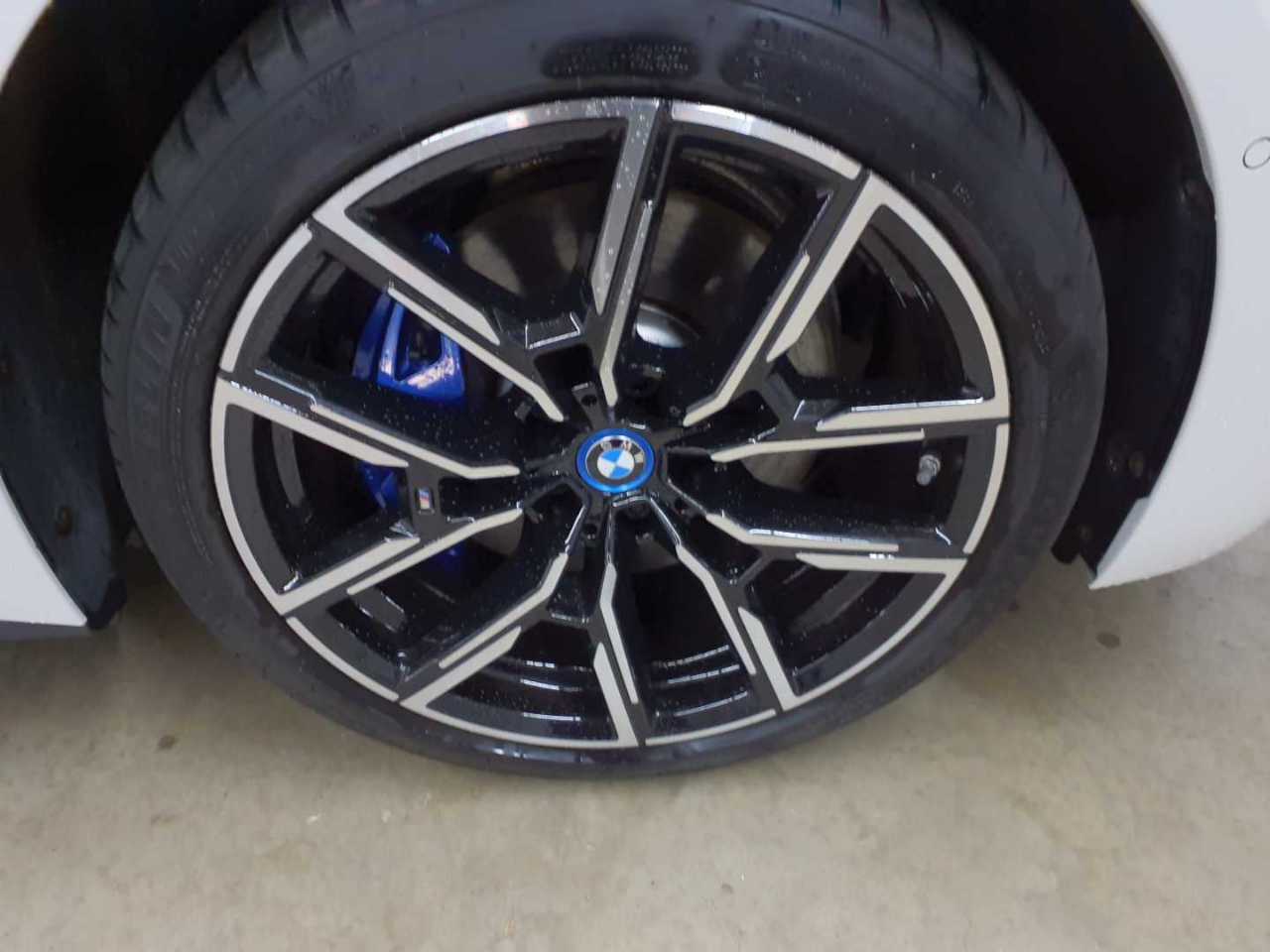 Bmw i4 eDrive35 Gran Coupe 17