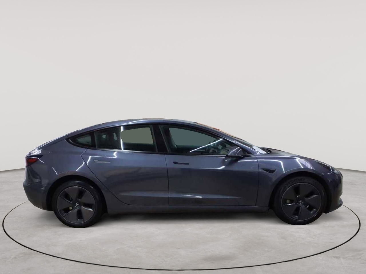 Tesla Model 3 RWD Hinterradantrieb 3