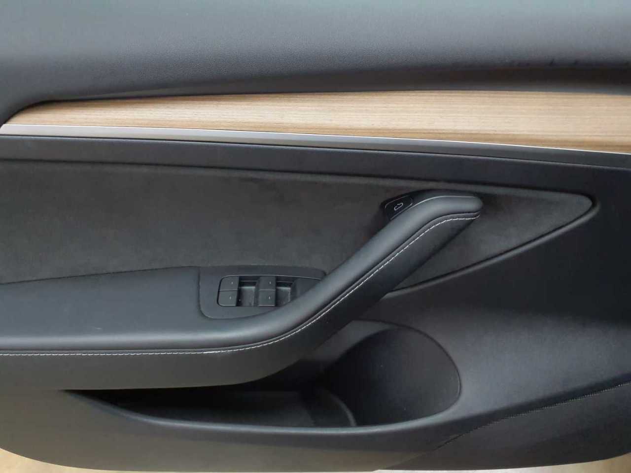 Tesla Model 3 RWD Hinterradantrieb 19