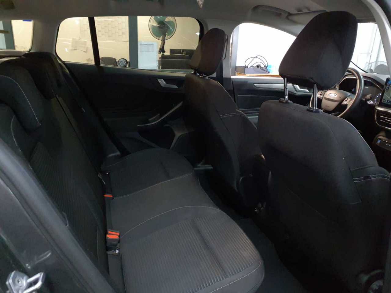 Ford Focus Turnier 1.5 EcoBlue Start-Stopp-System Aut. TITANIUM 14