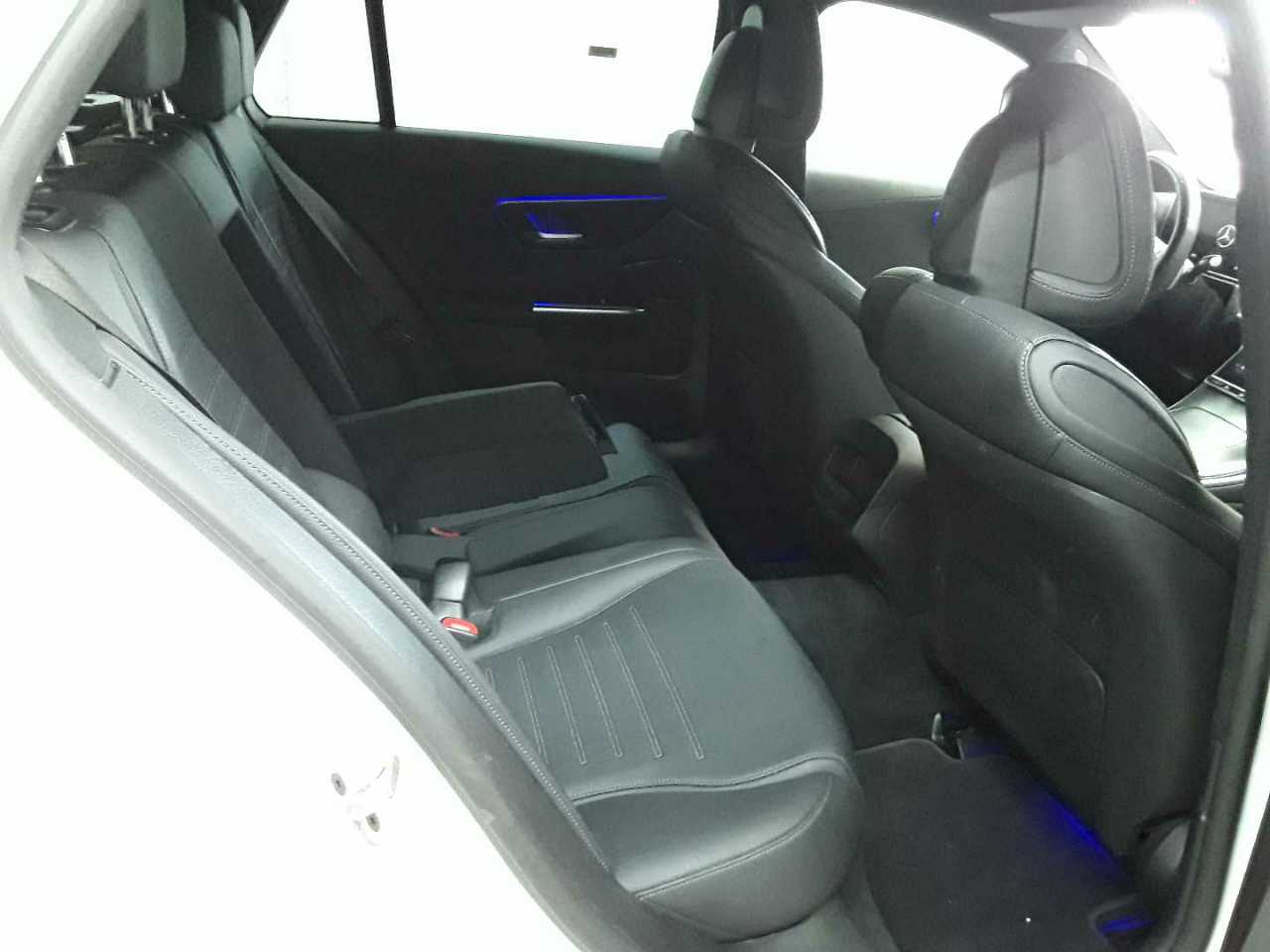 Mercedes-Benz C 200 T 9G-TRONIC AMG Line 14