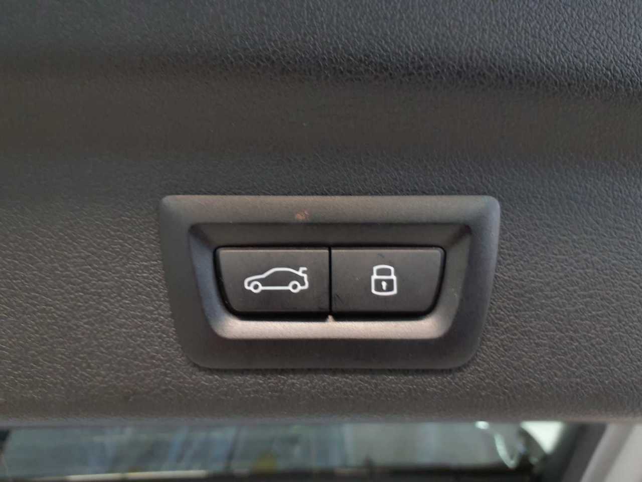 BMW X1 sDrive18d Aut. xLine 16
