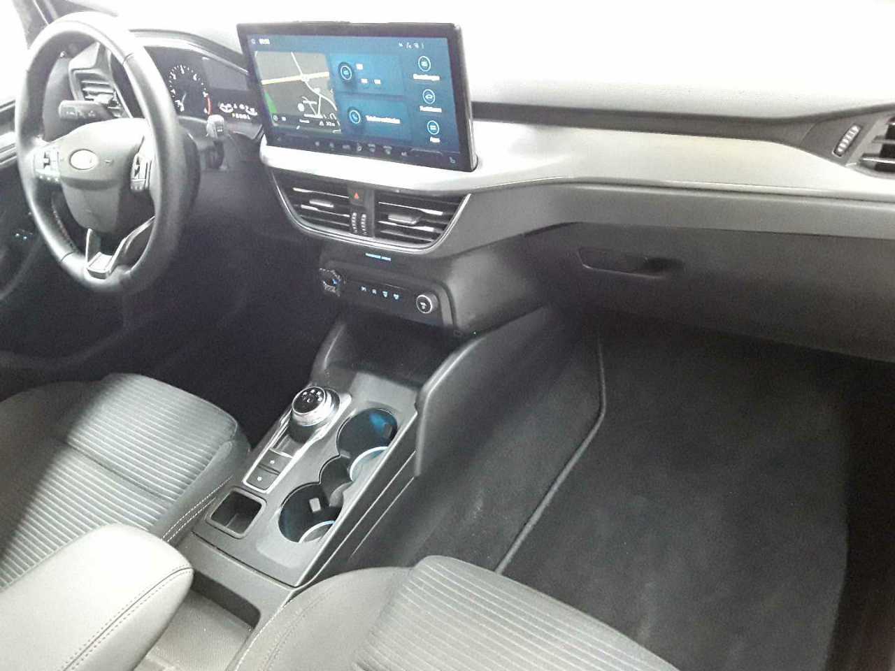 Ford Focus Turnier 1.5 EcoBlue Start-Stopp-System Aut. TITANIUM 9