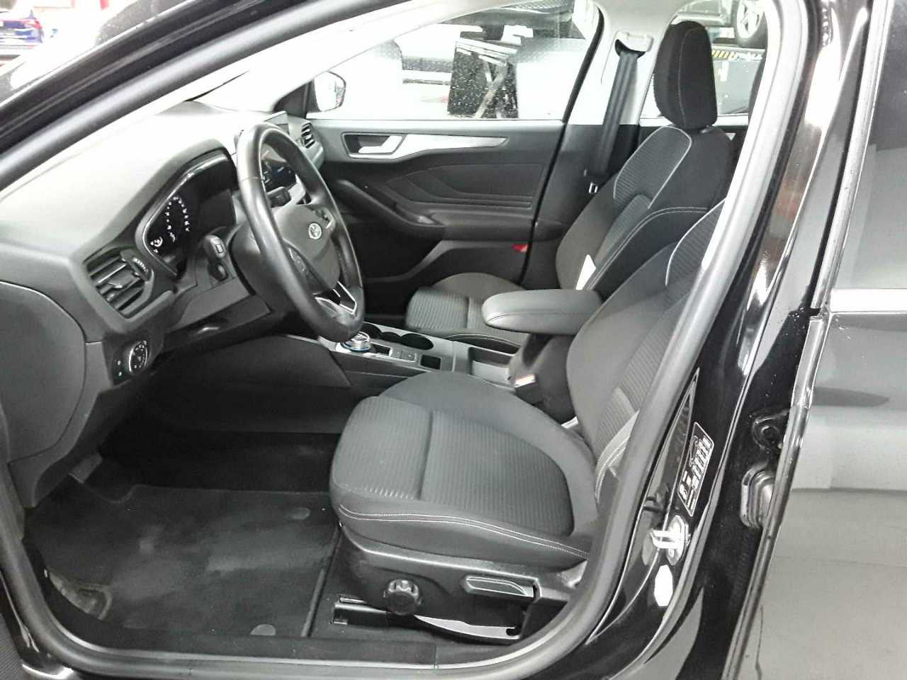 Ford Focus Turnier 1.5 EcoBlue Start-Stopp-System Aut. TITANIUM 7