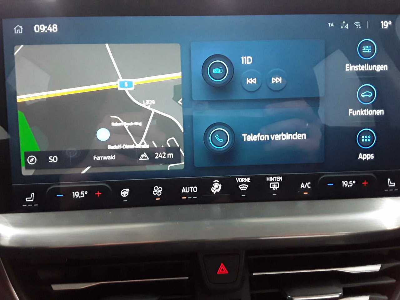 Ford Focus Turnier 1.5 EcoBlue Start-Stopp-System Aut. TITANIUM 13