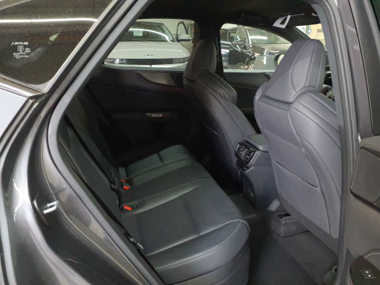 Lexus NX 450h+ E-FOUR F SPORT-Paket 14