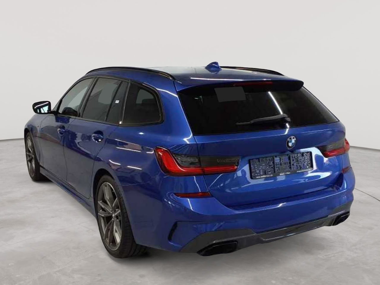 BMW M340i Touring xDrive 5