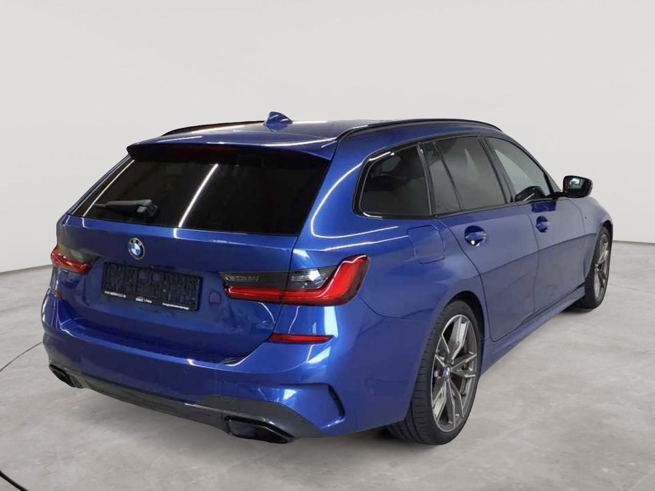 BMW M340i Touring xDrive 4