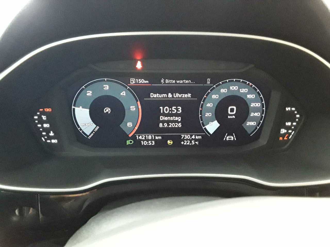 Audi Q3 35 TDI 11