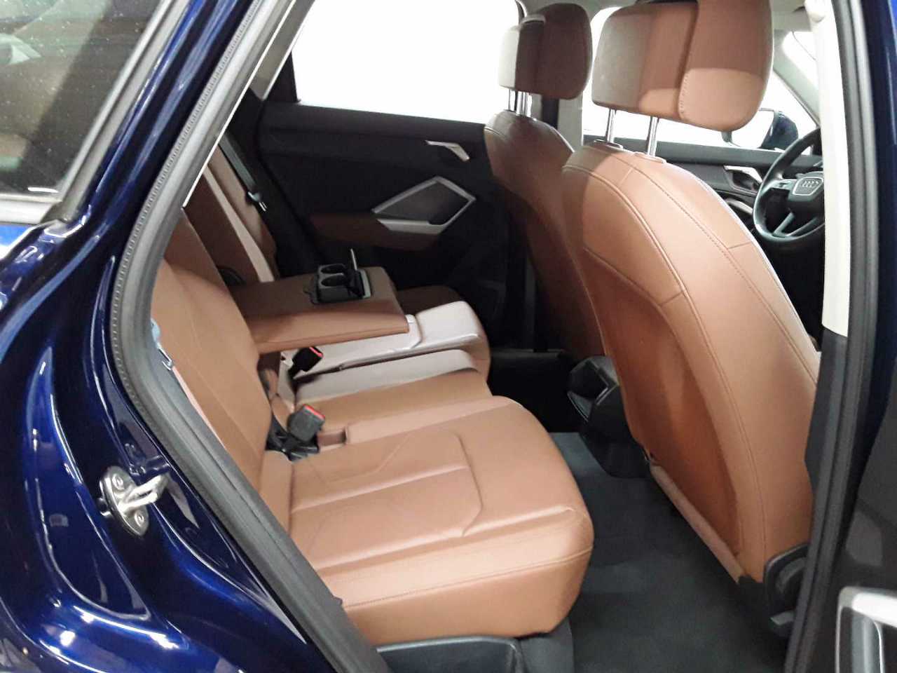 Audi Q3 35 TDI 14