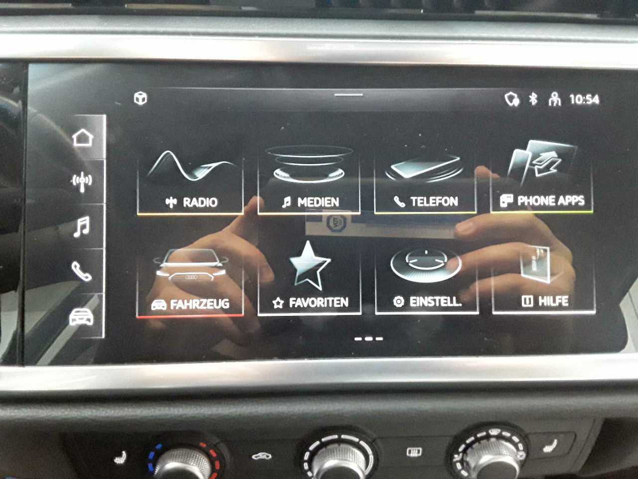 Audi Q3 35 TDI 12