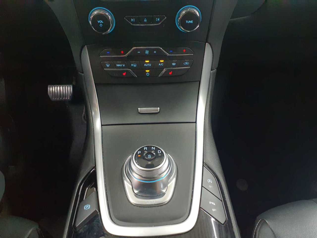 Ford S-Max 2.0 EcoBlue Aut. TITANIUM 10